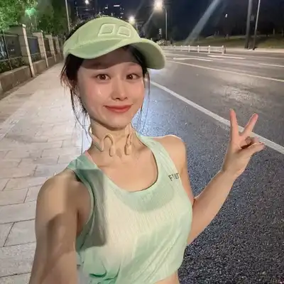 龙欣其